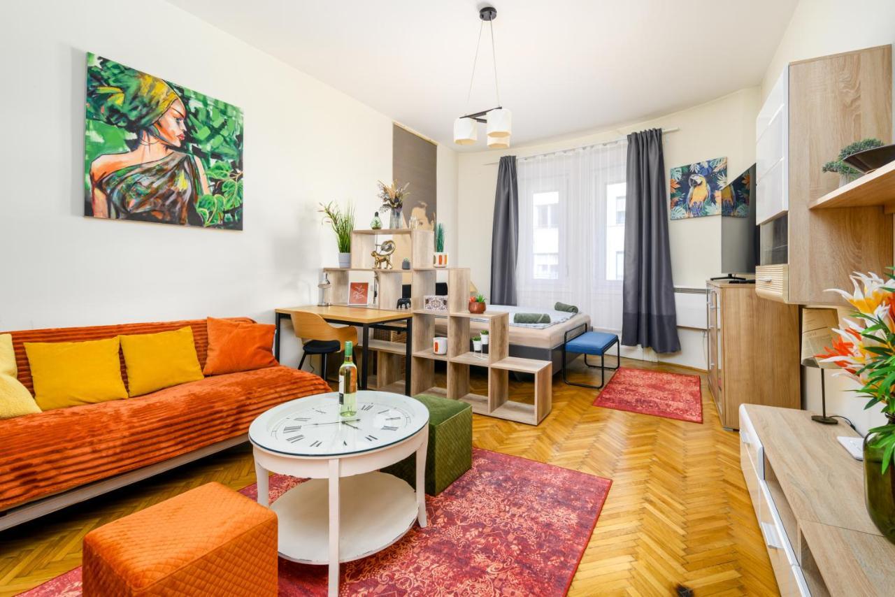 Margaret Apartment By The Danube Budapest Exterior photo
