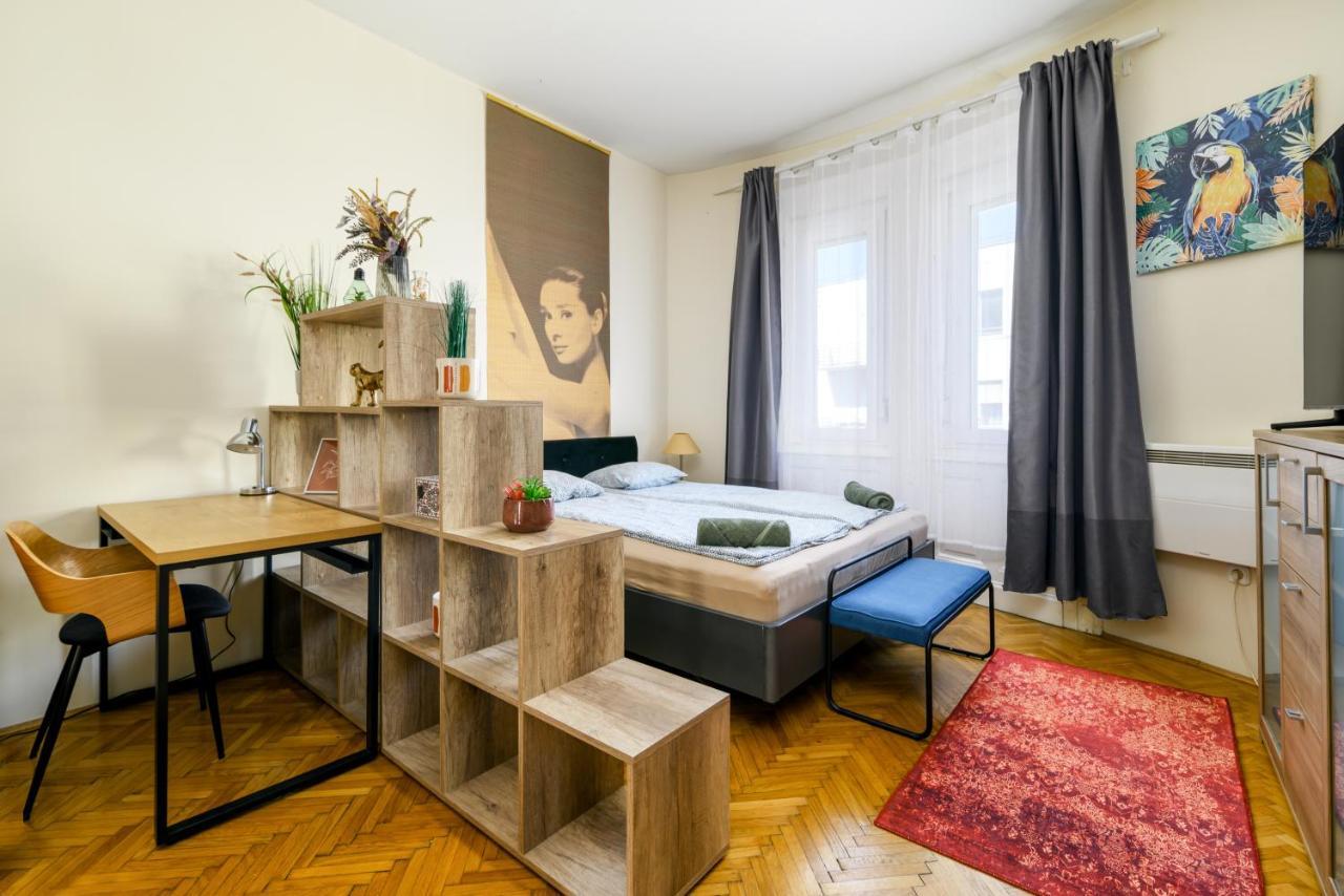Margaret Apartment By The Danube Budapest Exterior photo